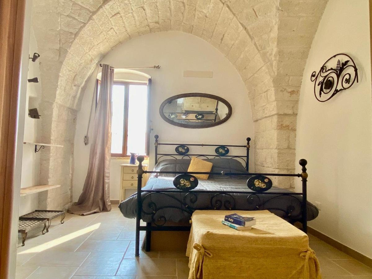 Belvedere With Huge Terrace - Ostuni Center Bagian luar foto
