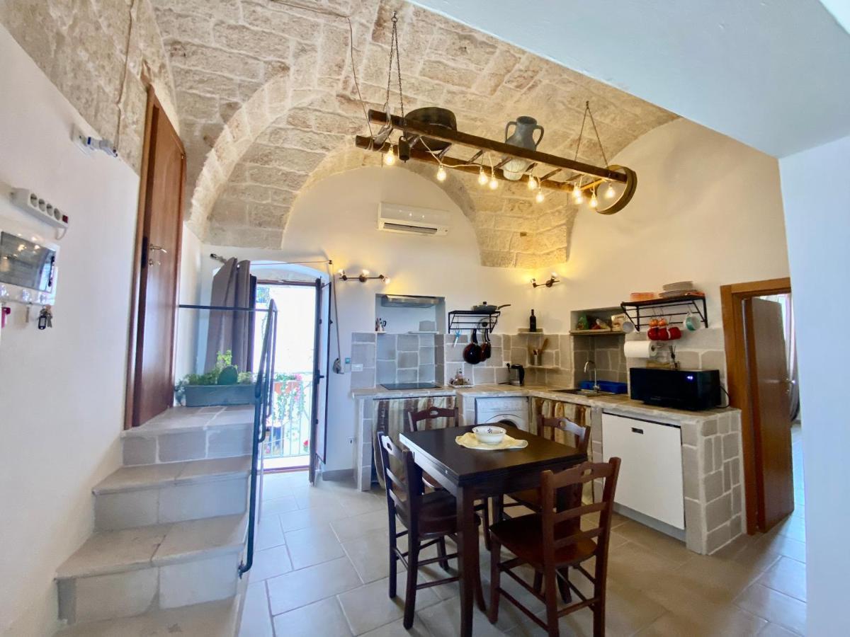Belvedere With Huge Terrace - Ostuni Center Bagian luar foto